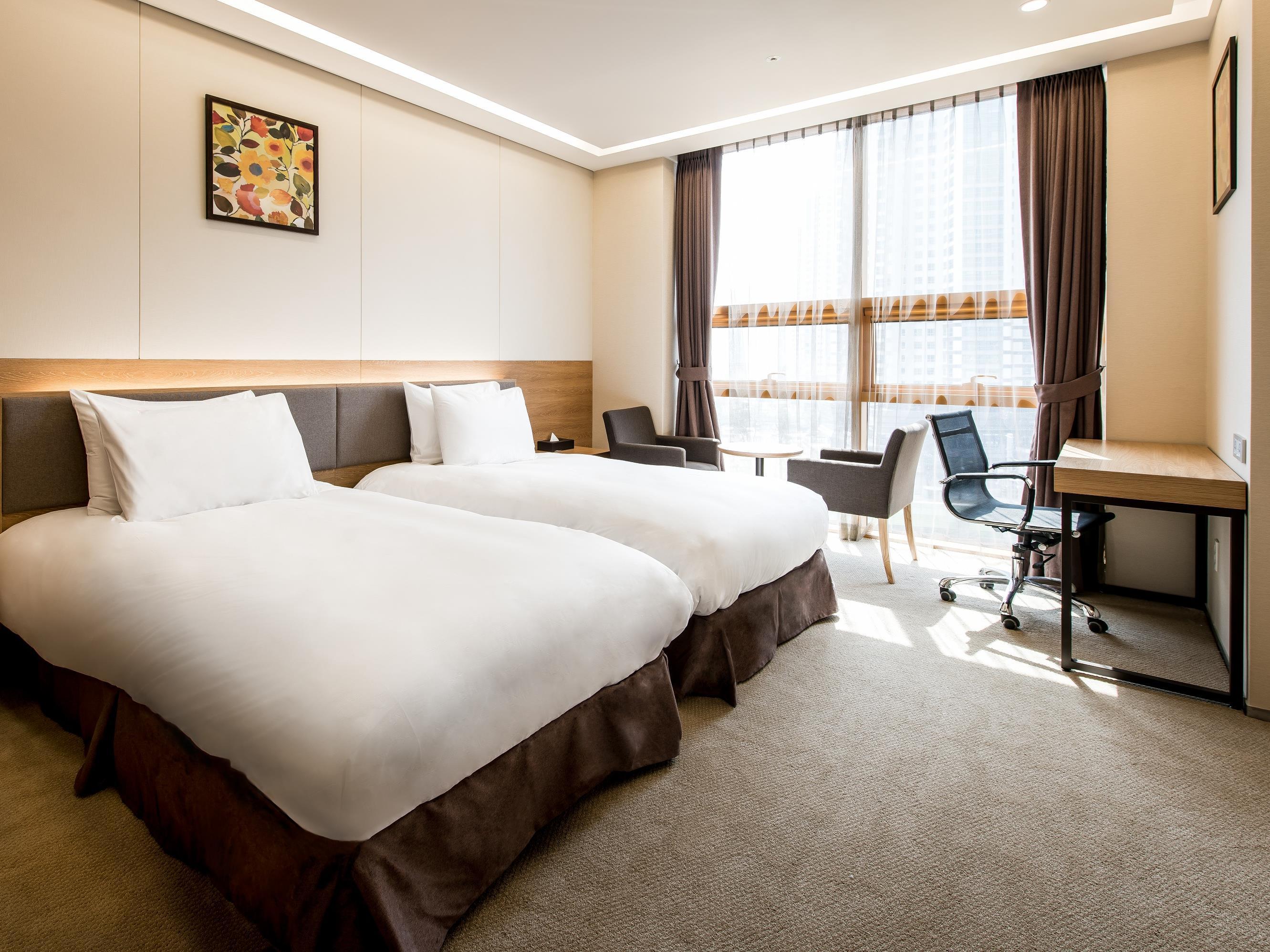 Gloucester Hotel Incheon Exterior photo
