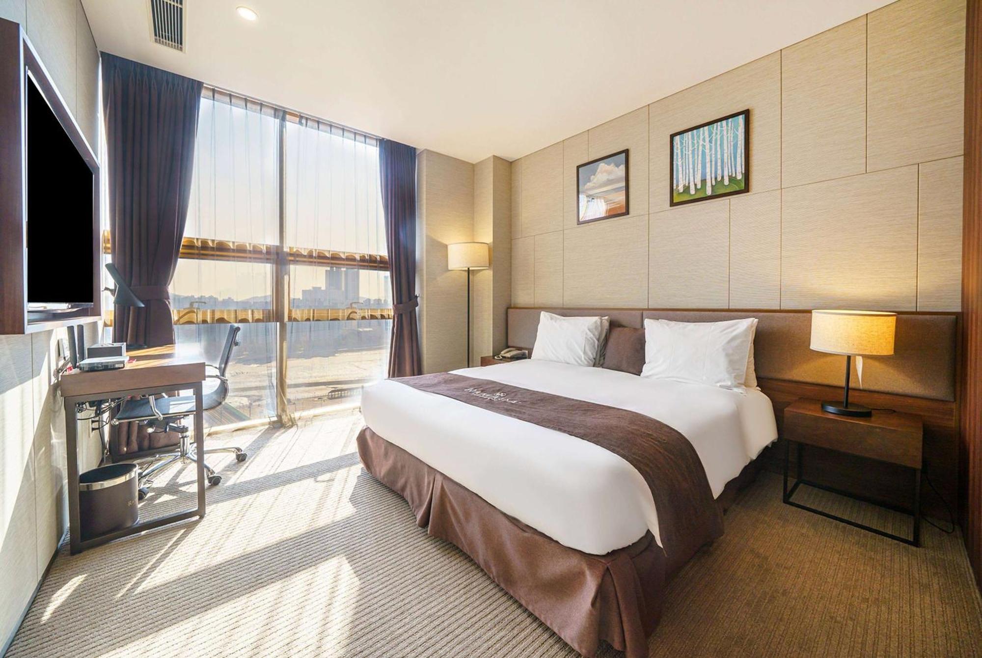 Gloucester Hotel Incheon Exterior photo