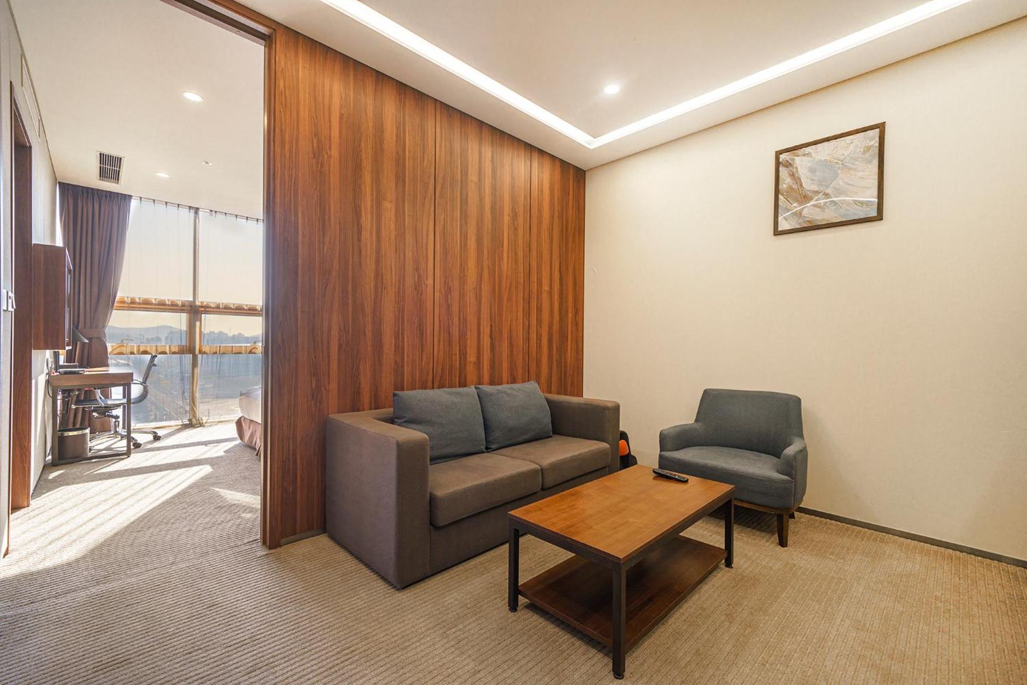 Gloucester Hotel Incheon Exterior photo